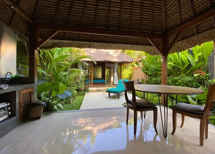 Guest house Little Tree House 2*