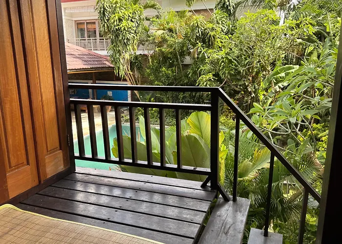 Guest house Little Tree House
